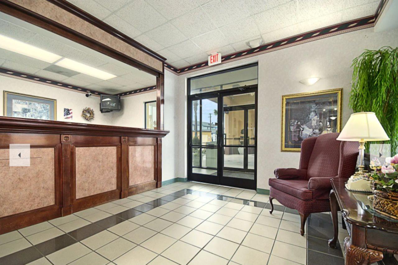 Super 8 By Wyndham Mobile/Tillmans Corner Exterior foto