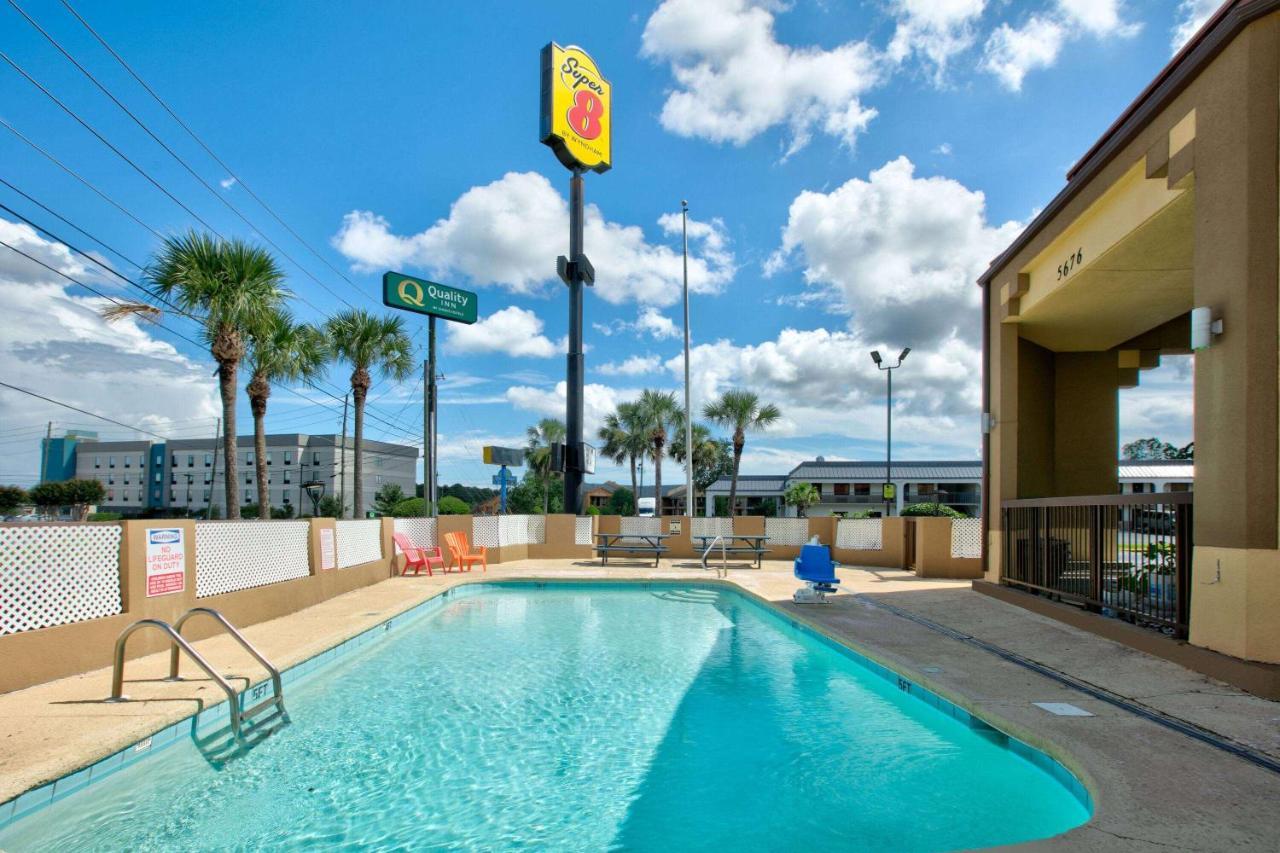 Super 8 By Wyndham Mobile/Tillmans Corner Exterior foto